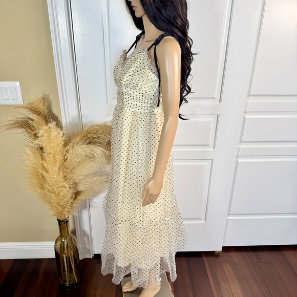CREAM TULLE MIDI DRESS WITH BLACK POLKA DOTS - Picture 6 of 10